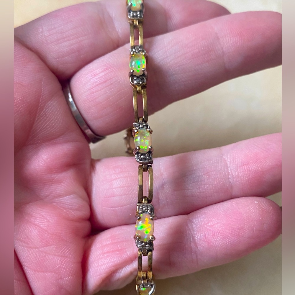 Gorgeous special occasion black tie Fire Opal bracelet spring secure clasp